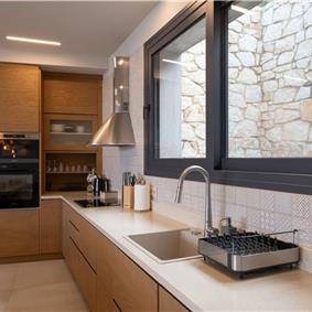 3 bedroom villa with pool & seaview, near Acharavi, sleeps 6